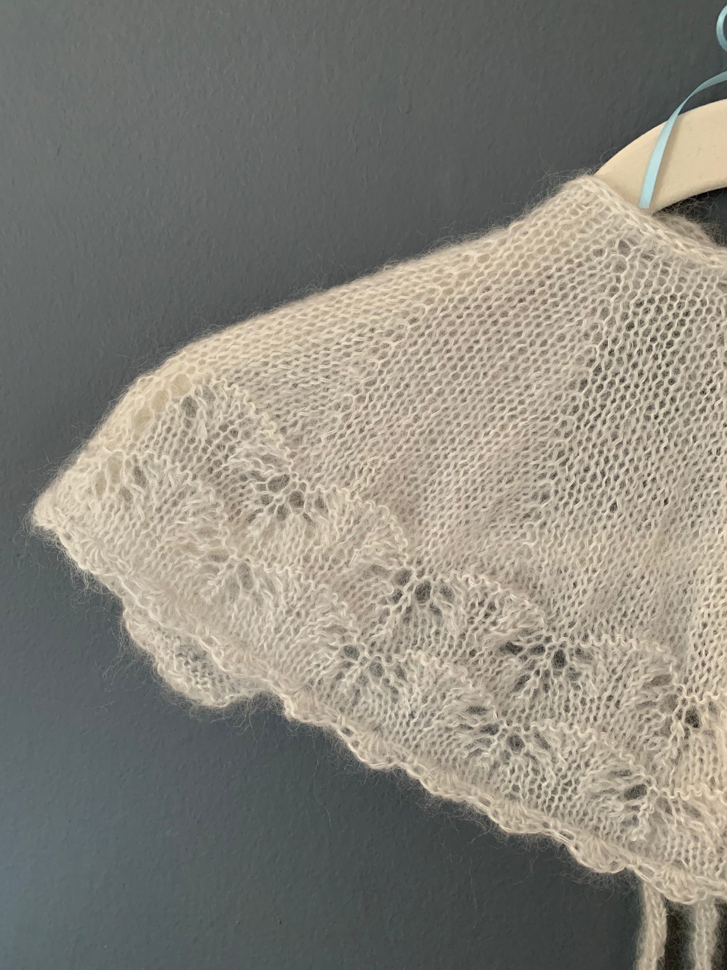Cloud Capelet
